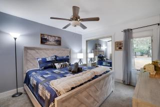 Cozy 2BR Townhouse with Mountain Views & BBQ - 8