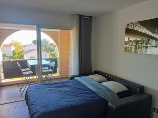 studio à 100m de la plage et de la piscine - 1