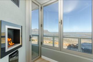 Wavecrest Ocean Villa Strand - 7