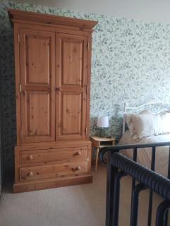 Peaceful 1 Bed Self-Contained Property with Parking - 9