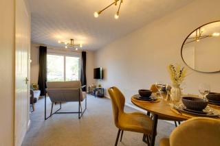 Pass the Keys Ground Floor Apartment with Free Parking - 3