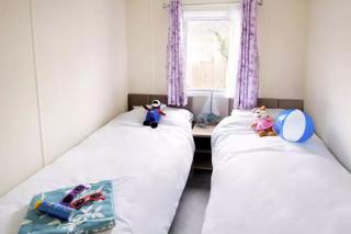 Forest Edge 2 Bedroom Sublime Caravan with Hot Tub - 9