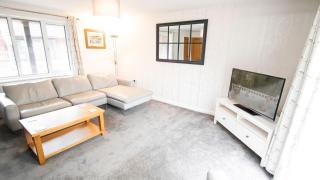 Downton House with Country Park Facilities - 5