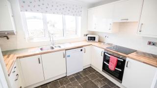 Downton House with Country Park Facilities - 2