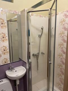 Мала Арнаутська 2 - 9