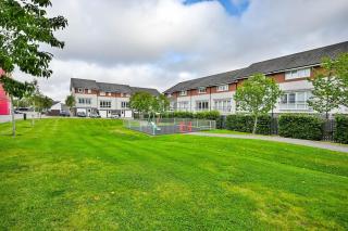 Aberdeen 2BR Flat Near Airport & City Centre - 7