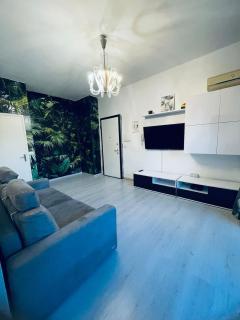 Monza Apartment - Close to Milan and Fiera-Rho - 0
