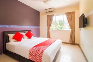 Hotel O Batu Ferringhi Beach formerly ESQ Ferringhi - 5