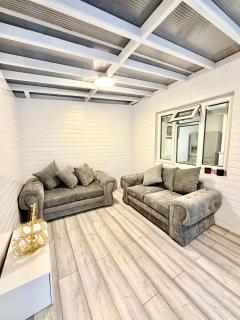 4 Bedrooms House CheapUKholiday - 5