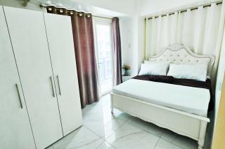 2 Bedroom Condo in Front of SM Mall of Asia - 9