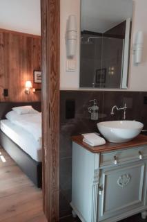 Löw Chalet Suite 3 in the heart of Kitzbühel by 360 Estates - 1