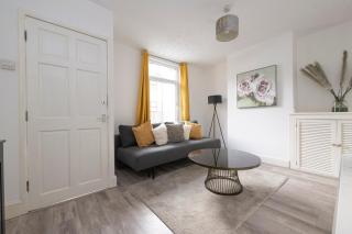 Chill in Gill Comfy House - 8