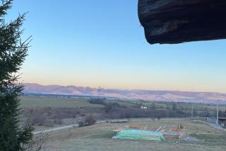 3 Bed Chalet Sleeps 8 -Fireplace & Enclosed Garden - 6