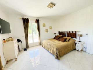 Luxury villa spa, sauna, billiards table - 9