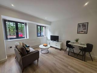 Cozy Studio in Solihull with Parking - NEC or Airport - 9