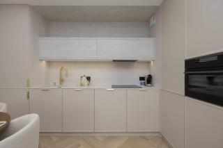 Elegant Apartments Ząbkowska with Parking & AC by Noclegi Renters - 6