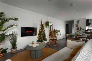 York Central- 3x SK or 6x Single - Free Parking - Gym - 8