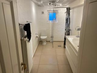 Din egen villa, spa, ude bruser, have & elbil-lader - 2