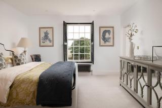 Gilbertson House-York-luxury-sleeps 7 with hot tub - 2