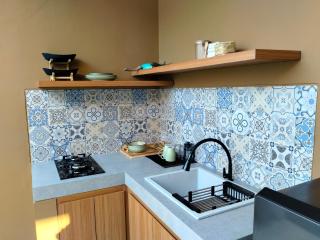 One bed room - 5 minutes to beach and cafe - 7