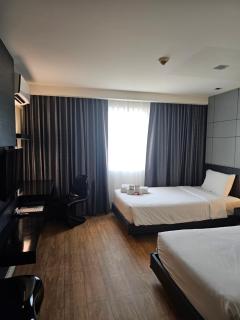 The Park Residence - 1