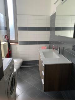 bilocale su due piani vicino centro - 5