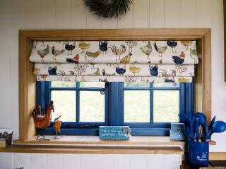 Lillie's Shepherds Hut at Shepherds Lodge Retreat and Wellness - 4