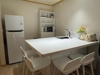 [Hongik-Univ]Cozy Studio - 2