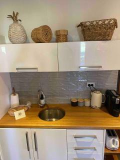 Belgravia Bungalow-Hear the Ocean, See the Stars - 1