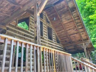 Hot Tub & WiFi - Big Boulder - Red River Gorge KY - 2