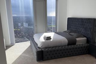 3Bed Apt Sleeps 6 - City Central with Wifi - 6