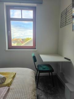 Charming 2-Bedroom Guest house in Leith - 3