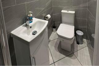 Studio - Sleeps 3 - Near Ealing Broadway Station - 8