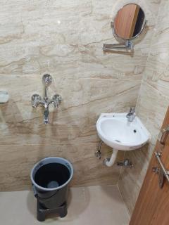 Mahadev Paying Guest House - 9