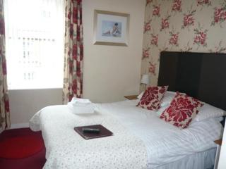 The Georgian Guesthouse - 4