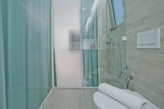 Radiant Voula Studio, a stone's throw from the Sea - 1