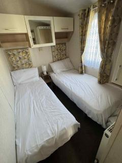 Sunny Haven - Kingfisher 419 - 7