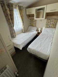 Sunny Haven - Kingfisher 419 - 2