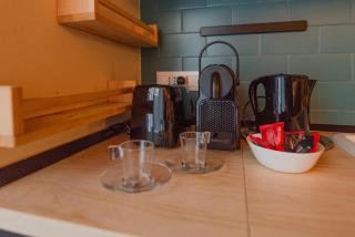 Secret Family Escape - Cozy Arched Flat - 4