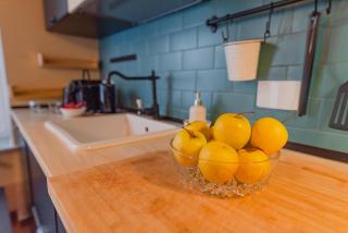 Secret Family Escape - Cozy Arched Flat - 1