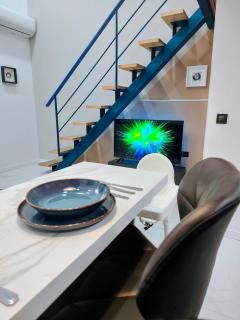 High Blue - Luxury Suite - 1