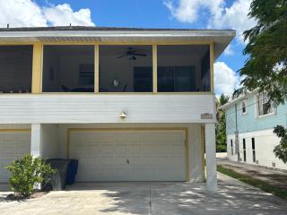 Snook 1 Mi 2 Beach Full Kit, WD Large 2 BD 2 Bath - 0