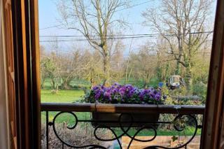 3 Bed Cottage Sleeps 6 - Enclosed Patio -Fireplace - 2