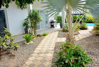 Belle villa avec piscine privée - Option voiture - 3