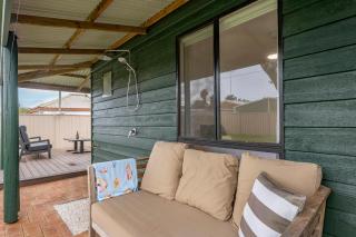 Chrissie's Cottage - 9