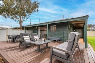 Chrissie's Cottage - 2