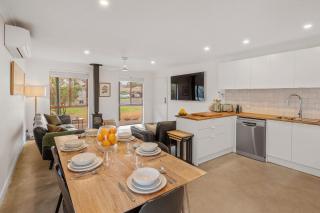 Chrissie's Cottage - 2