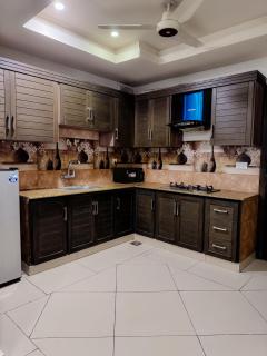 Romaro, Where Luxury Meets Comfort - 1