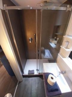 Einzelzimmer mit Bad HG 3 - 1