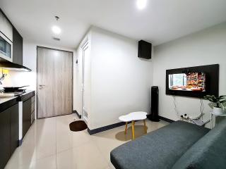 Homey and comfy 1Br Apt Anwa Residence By LuckyStay - 5